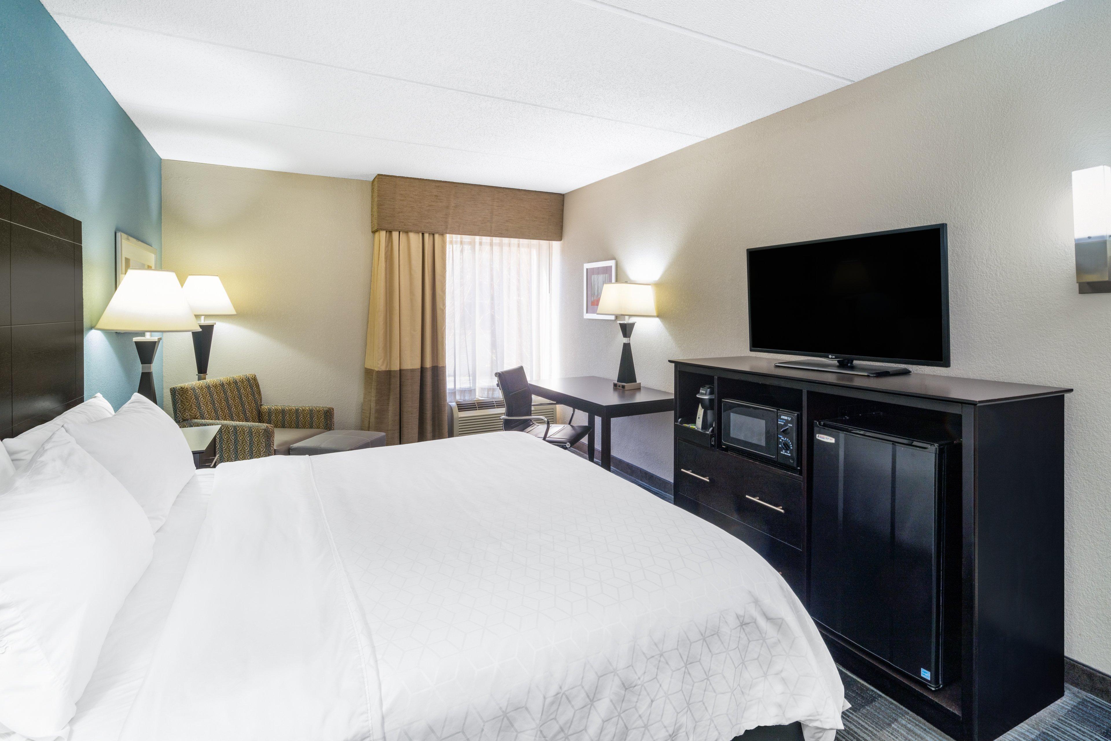 Holiday Inn Express Forsyth By Ihg Exterior photo