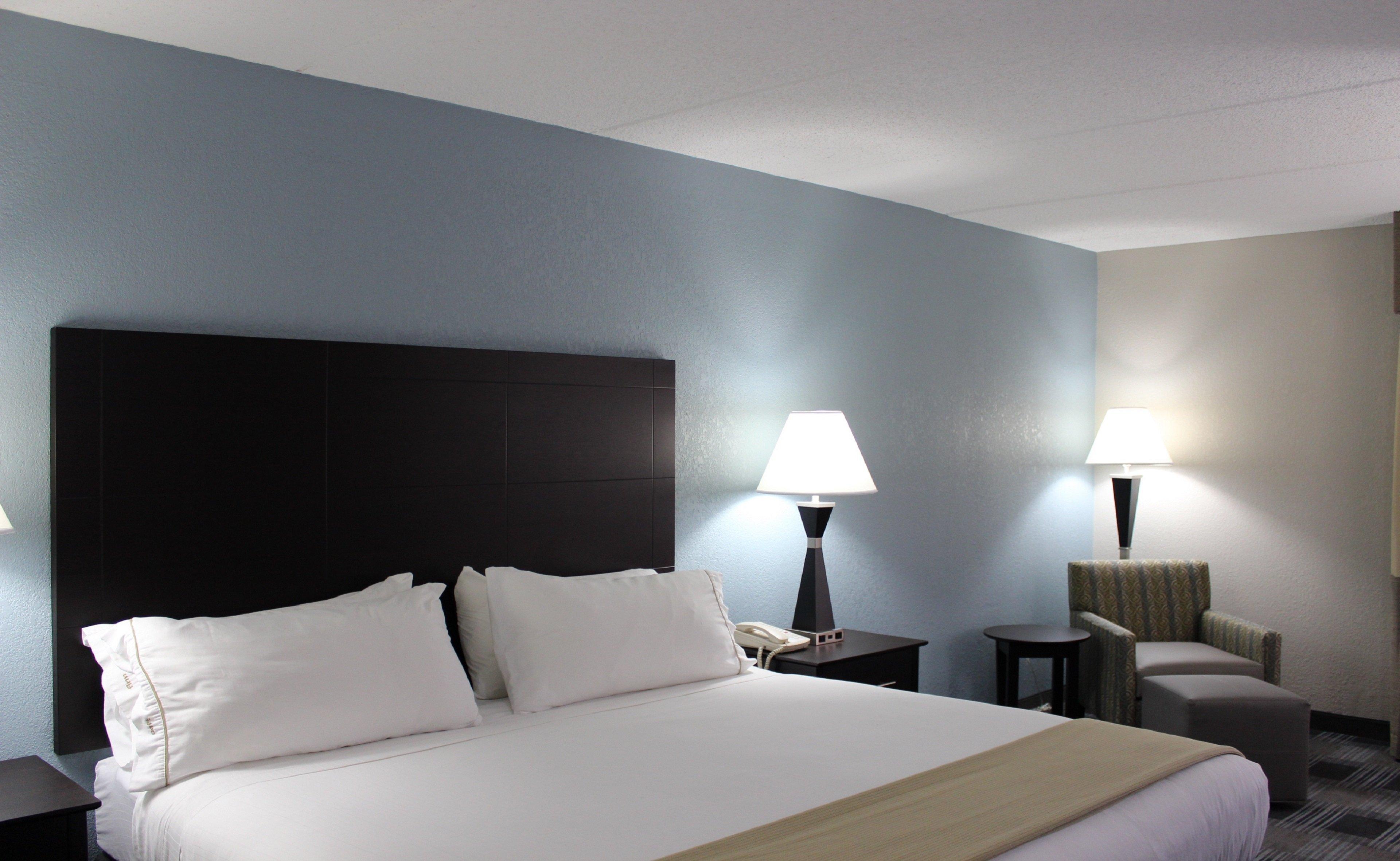 Holiday Inn Express Forsyth By Ihg Exterior photo